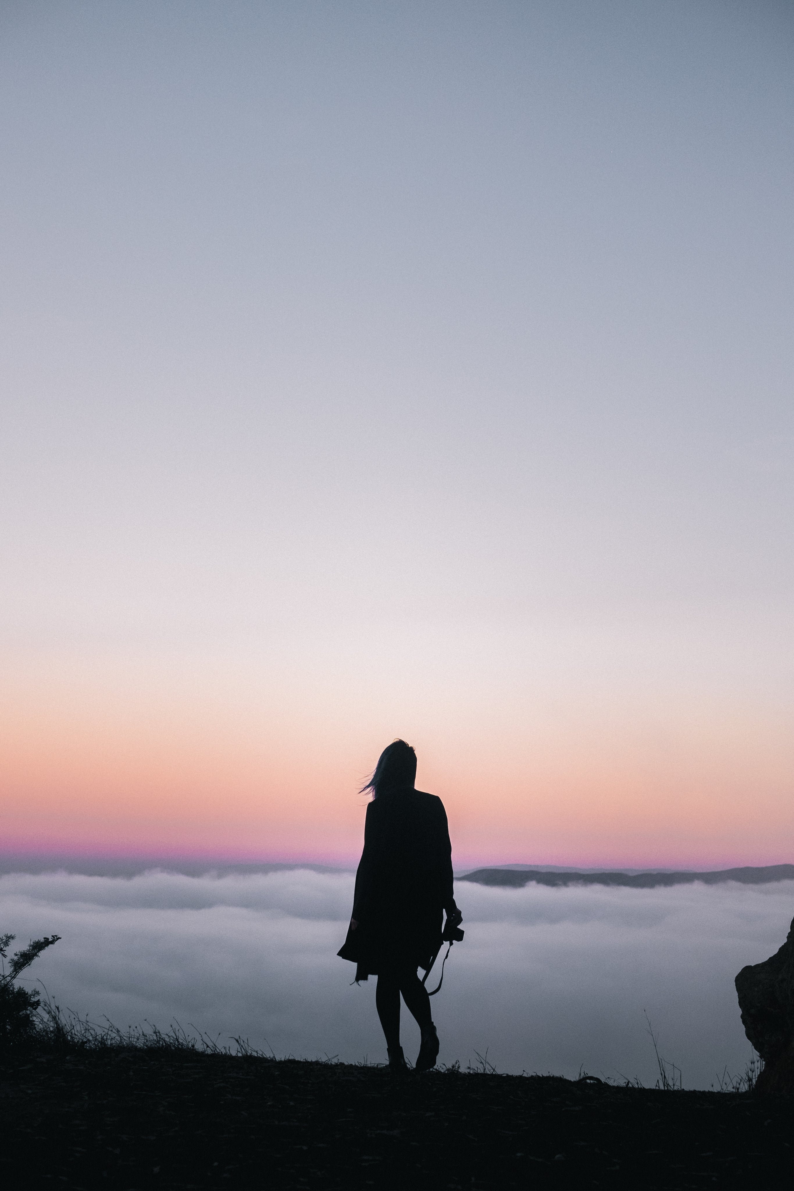 files/hiking-above-clouds-at-sunset.jpg